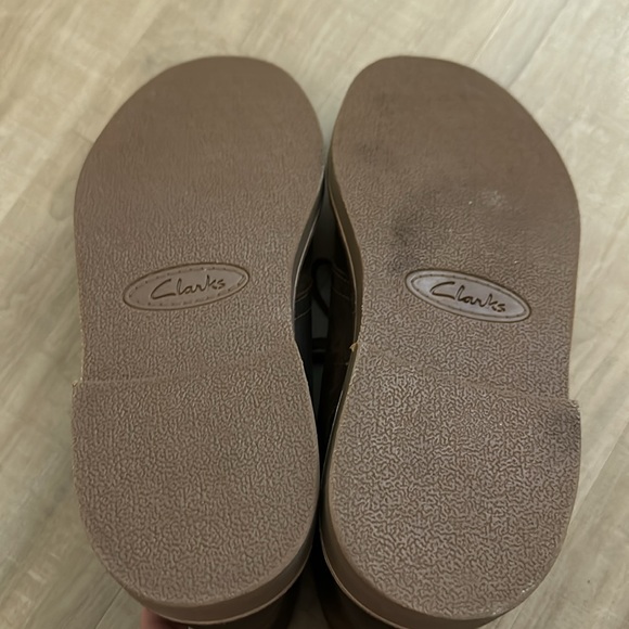 Clark Buchacre 3 - Picture 2 of 4